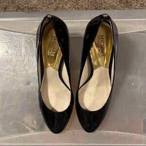 NWOB Michael Kors Glossy Black Heels